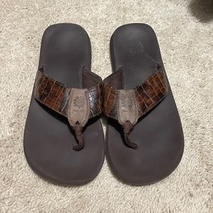 Yellow box sandles